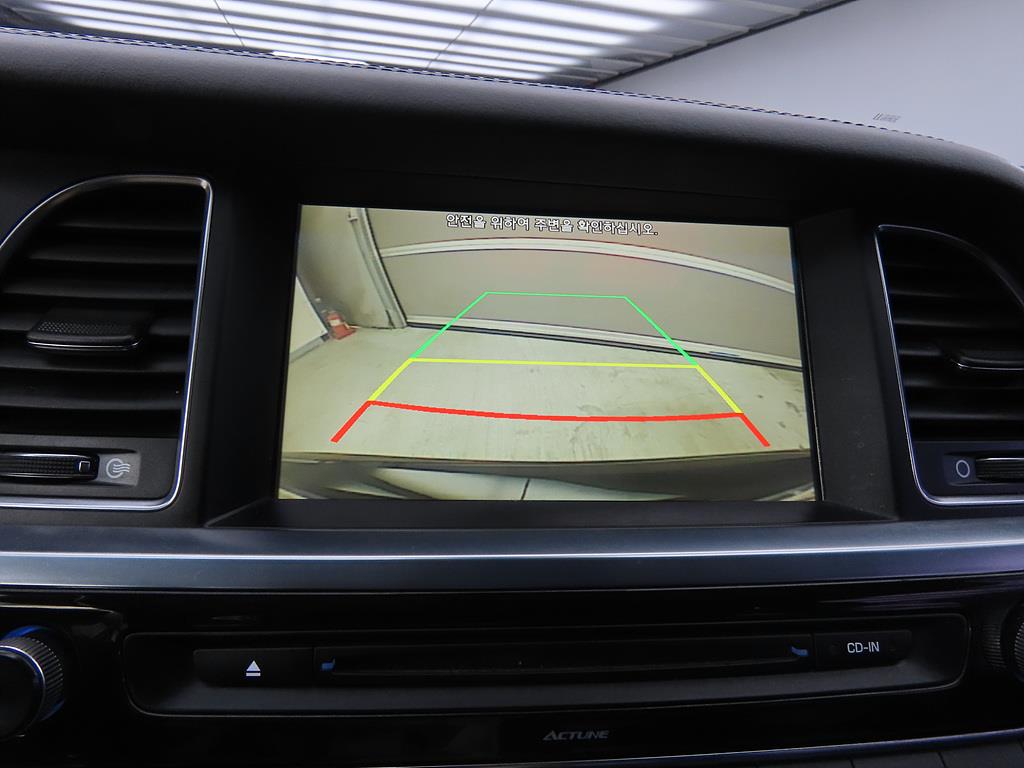 HYUNDAI Aslan - Vista 10
