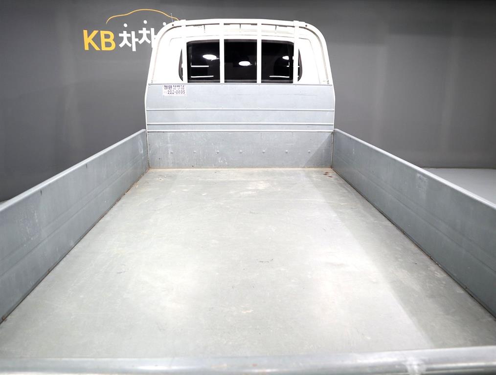 Small Truck Cargo (small) - Vista 5