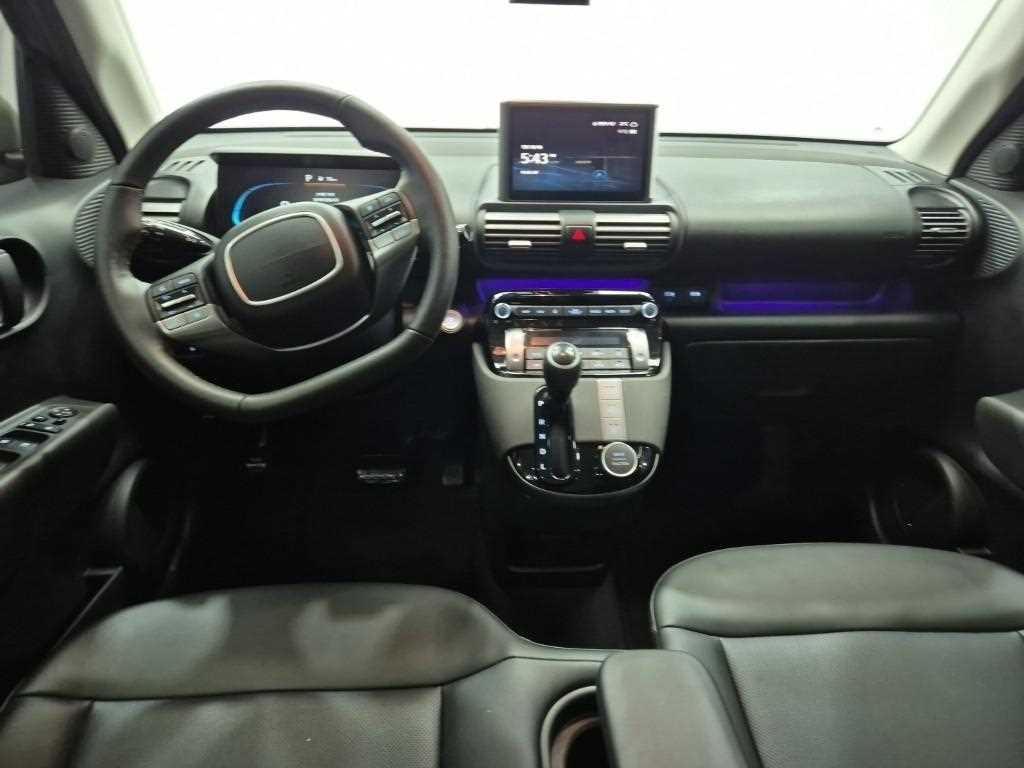 HYUNDAI Casper - Vista 7