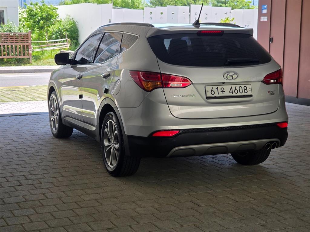 HYUNDAI Santa Fe - Vista 6