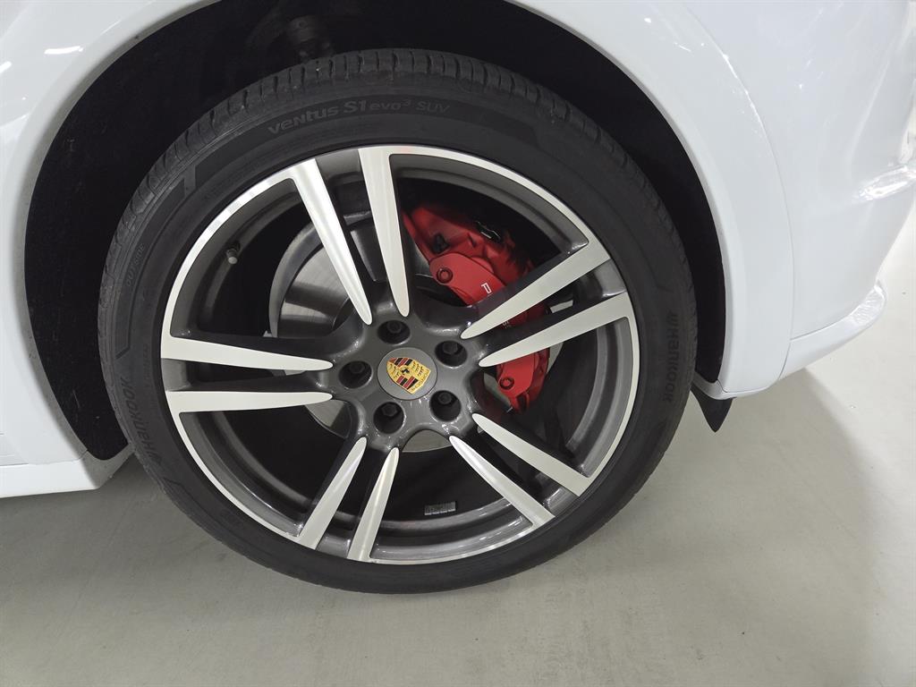 Porsche Cayenne - Vista 6