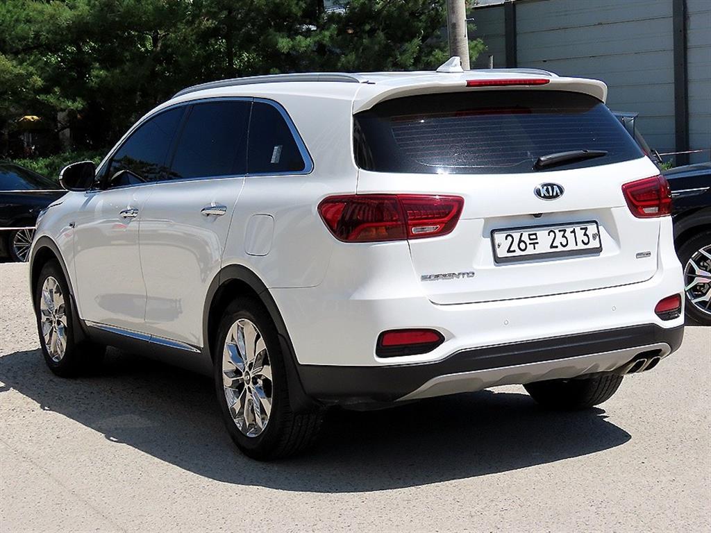 KIA Sorento - Vista 3