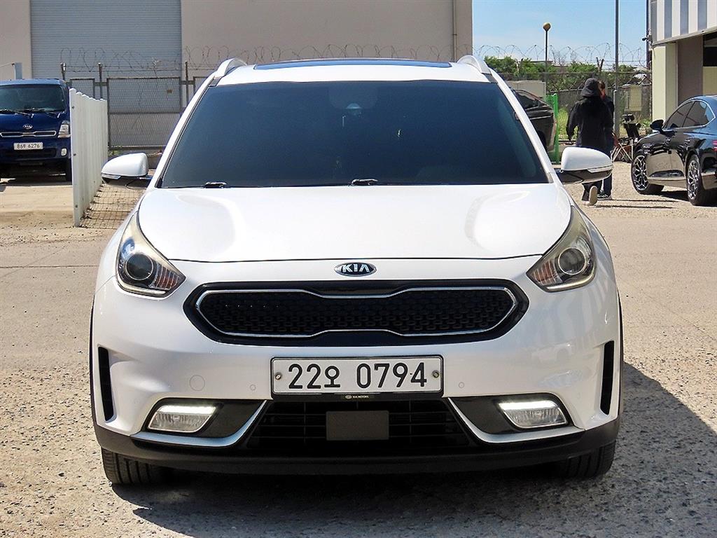 KIA Niro 2017 Blanco - Importación desde Corea - HF Imports Iquique - Foto 1