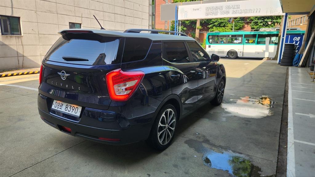 Ssangyong Tivoli - Vista 4