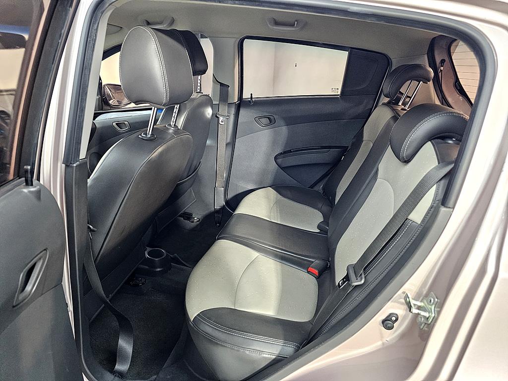 Chevrolet Spark - Vista 9