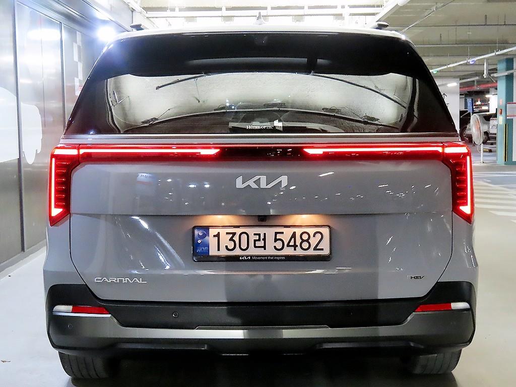 KIA Carnival - Vista 5