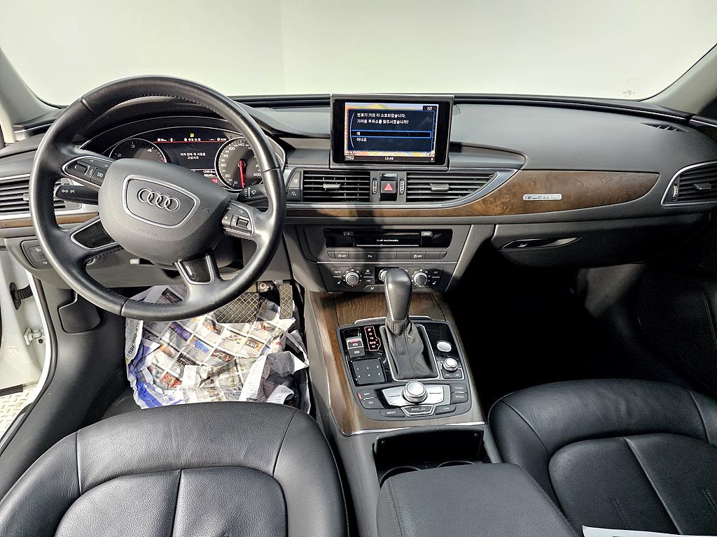 Audi A6 - Vista 5