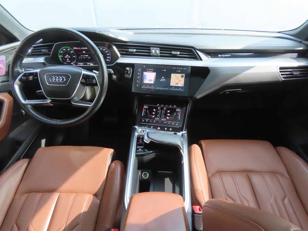 Audi e-Tron 2022 Blanco - Importación desde Corea - HF Imports Iquique - Foto 9