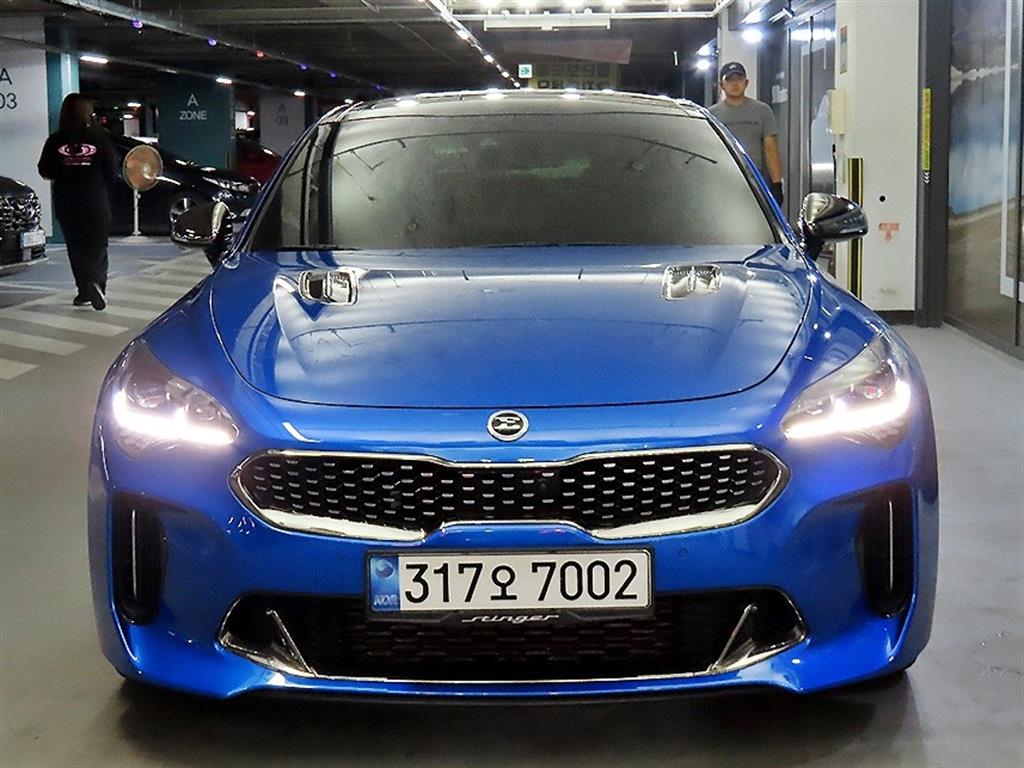 KIA Stinger - Vista 2