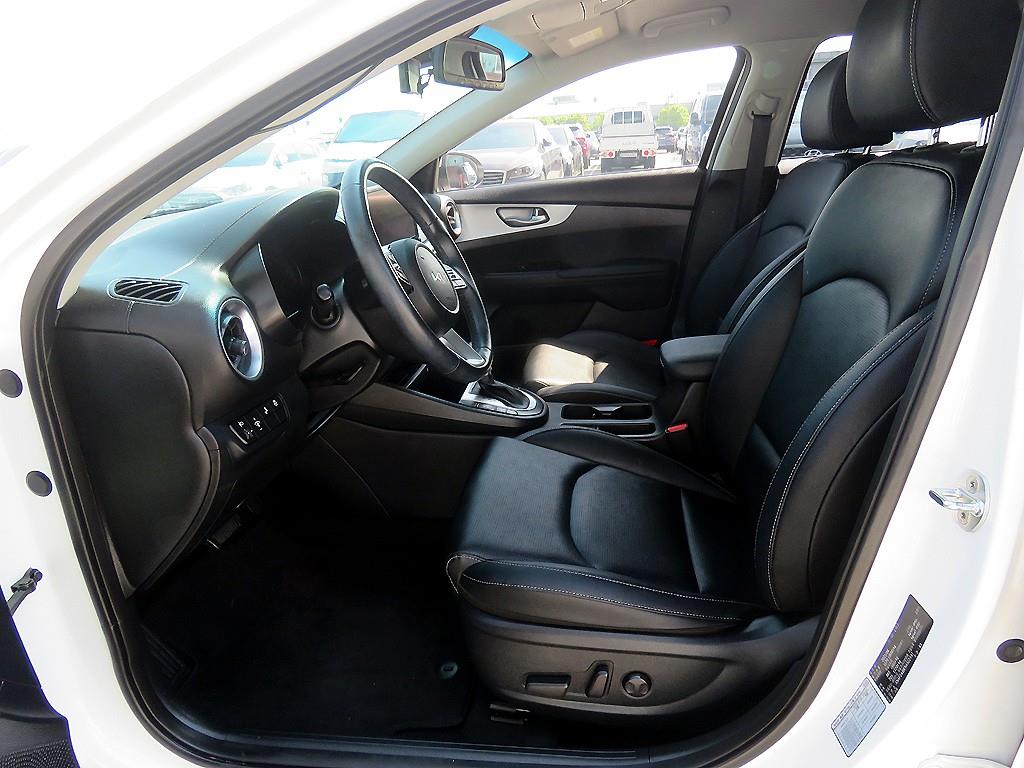 KIA K3 - Vista 6