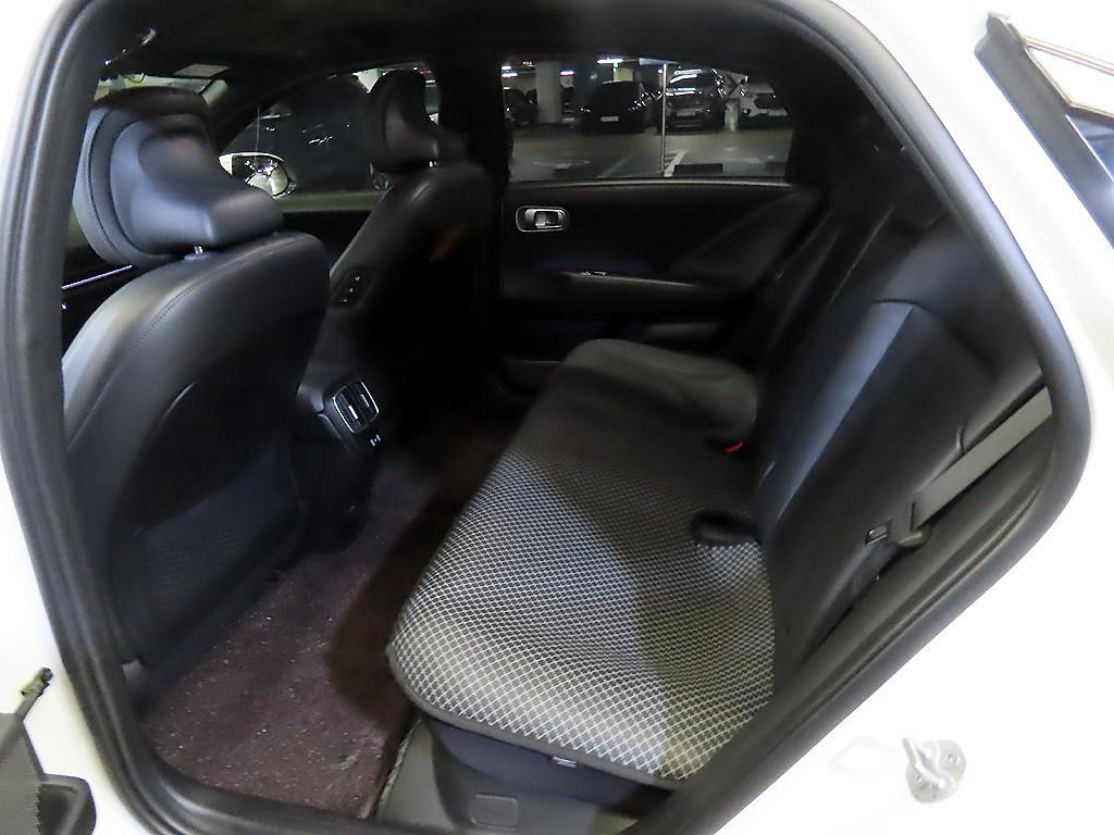 HYUNDAI Ioniq 6 - Vista 7