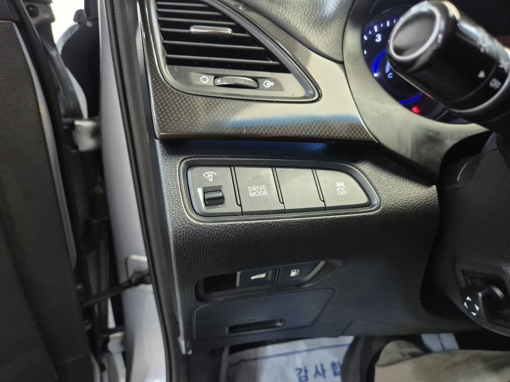 HYUNDAI Grandeur 2016 Gris - Importación desde Corea - HF Imports Iquique - Foto 17