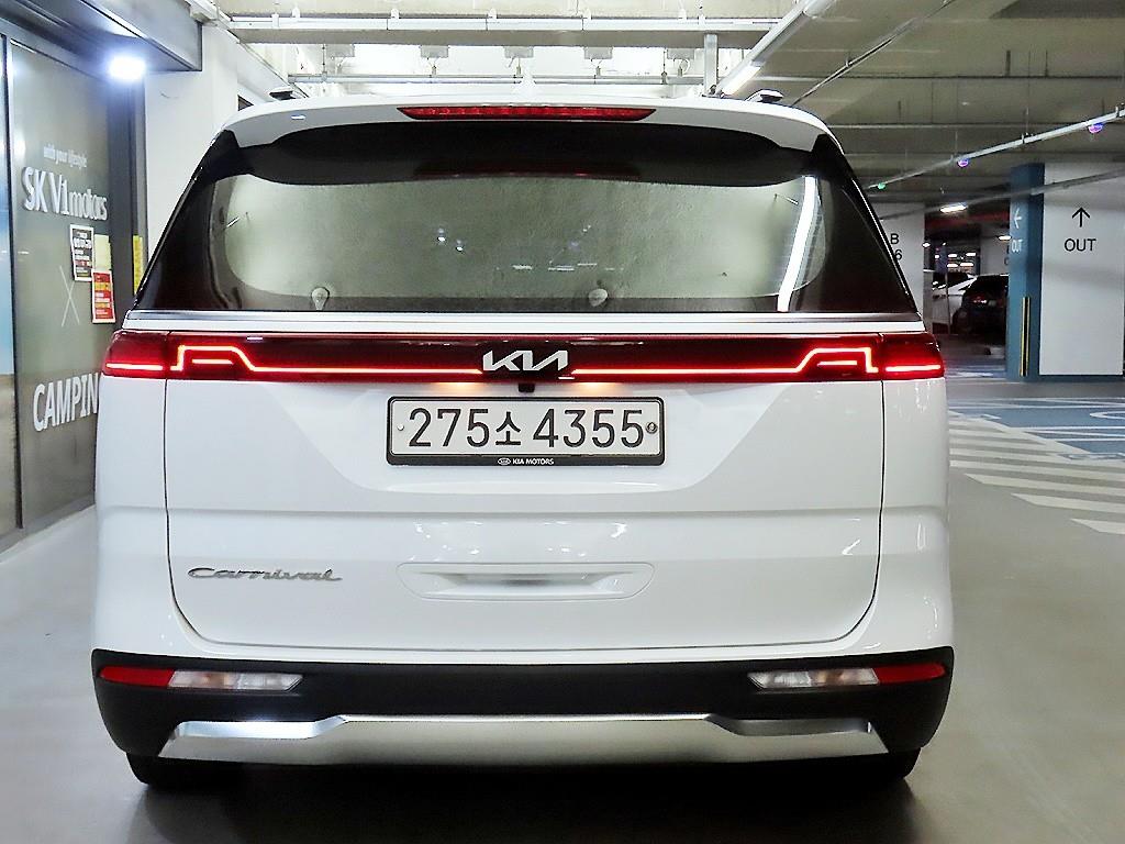 KIA Carnival - Vista 5