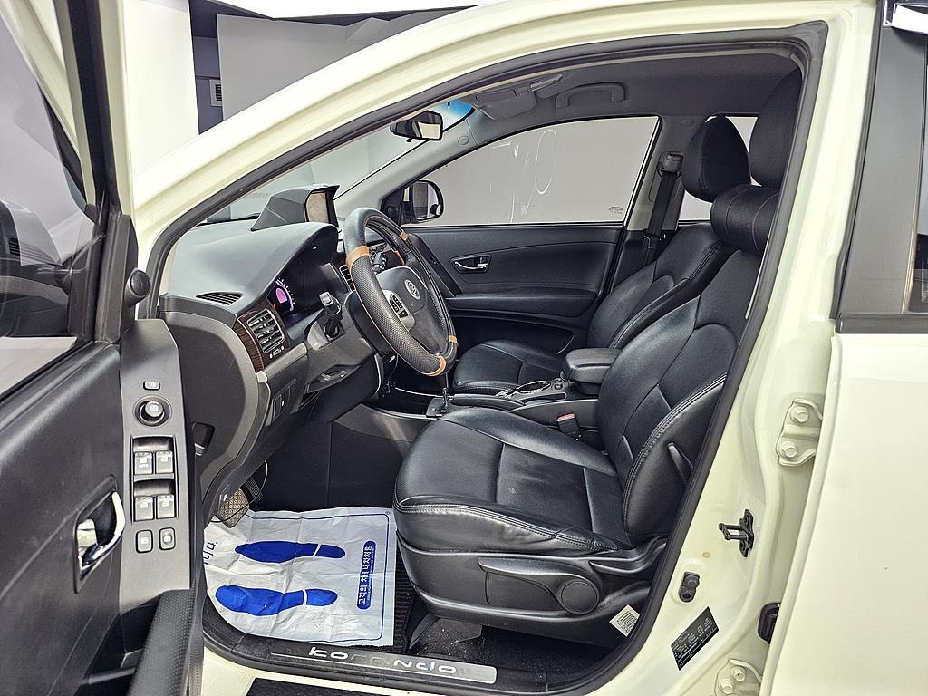 Ssangyong Korando - Vista 8