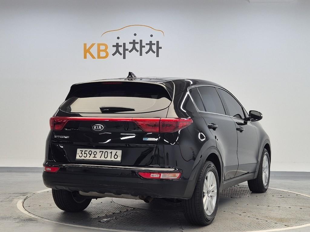 KIA Sportage - Vista 3