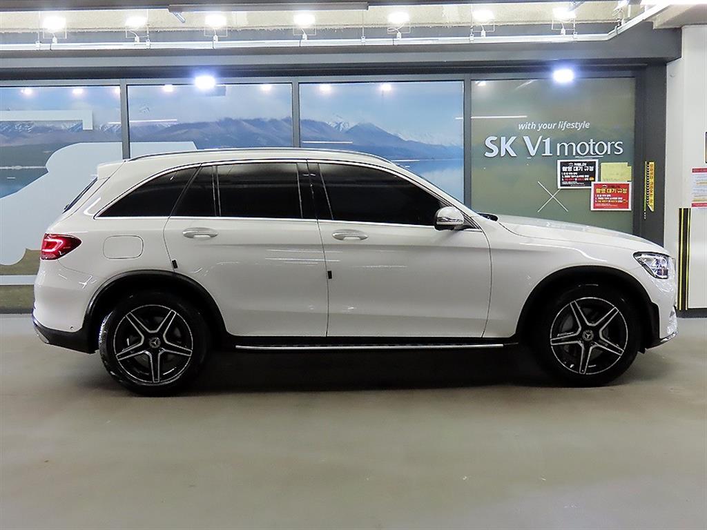 Mercedes Benz GLC Class - Vista 3