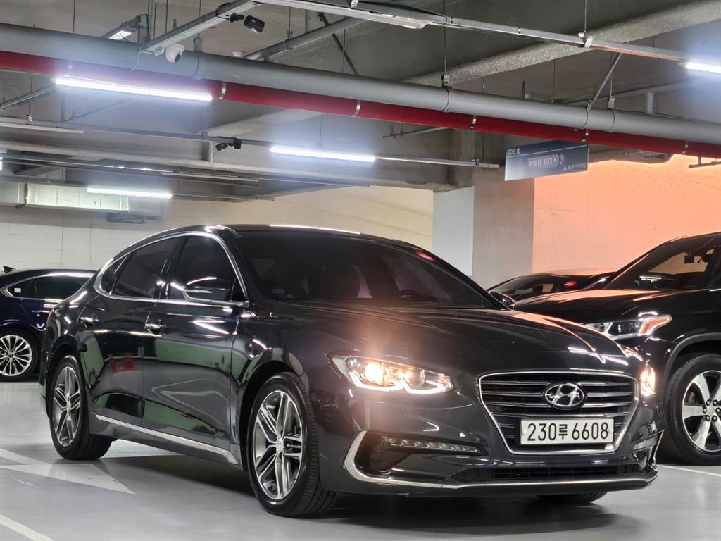 HYUNDAI Grandeur - Vista 4