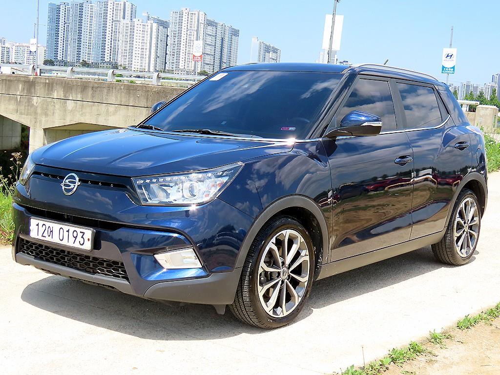 Ssangyong Tivoli - Vista 2