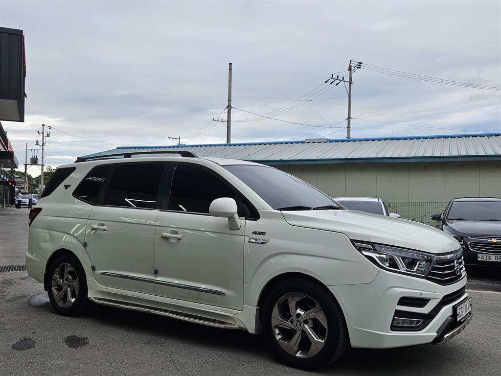 Ssangyong Korando - Vista 3