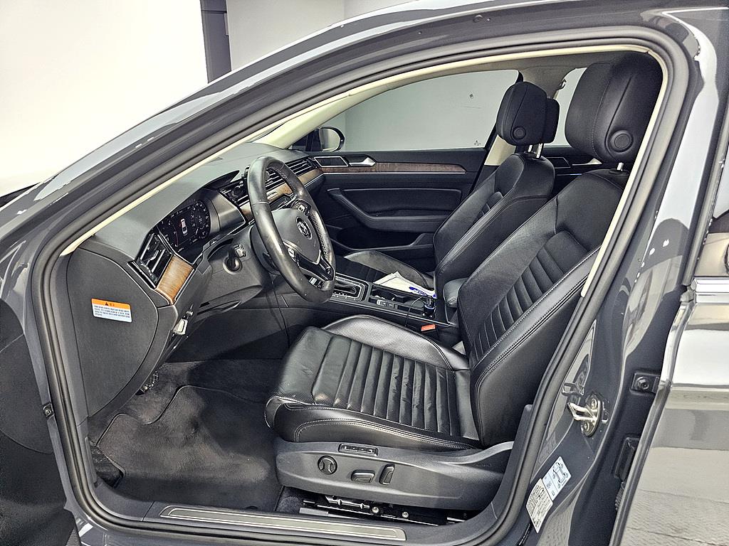 Volkswagen Passat - Vista 8