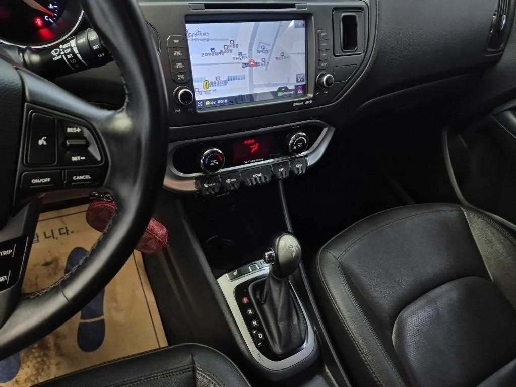 KIA Pride - Vista 10