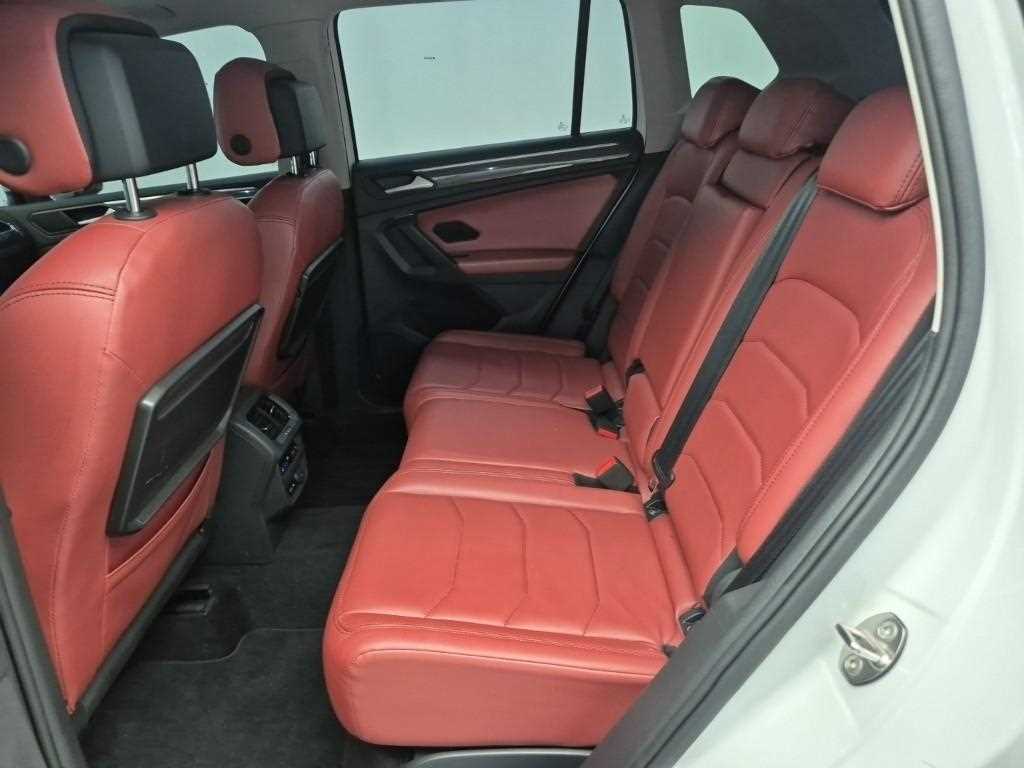 Volkswagen Tiguan - Vista 12