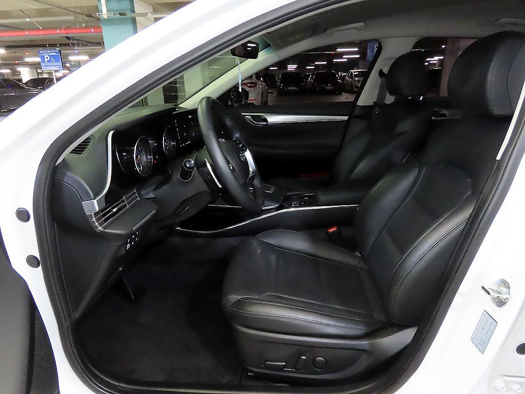 HYUNDAI Grandeur - Vista 6