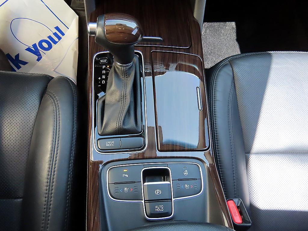 KIA K7 - Vista 10