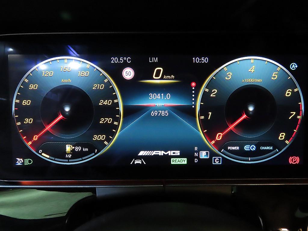 Mercedes Benz AMG GT - Vista 9