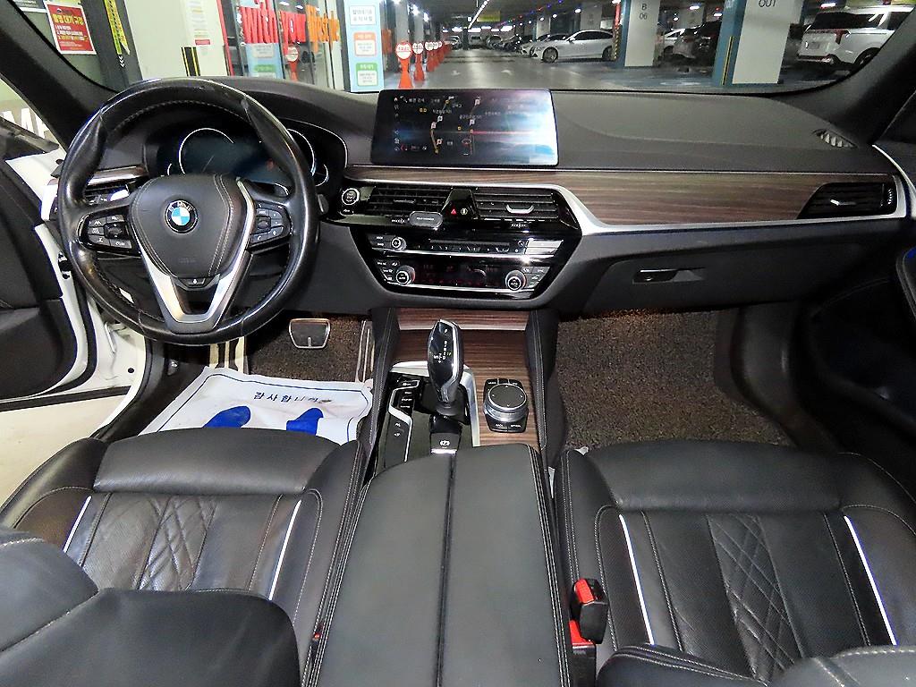 BMW 5 Series - Vista 10