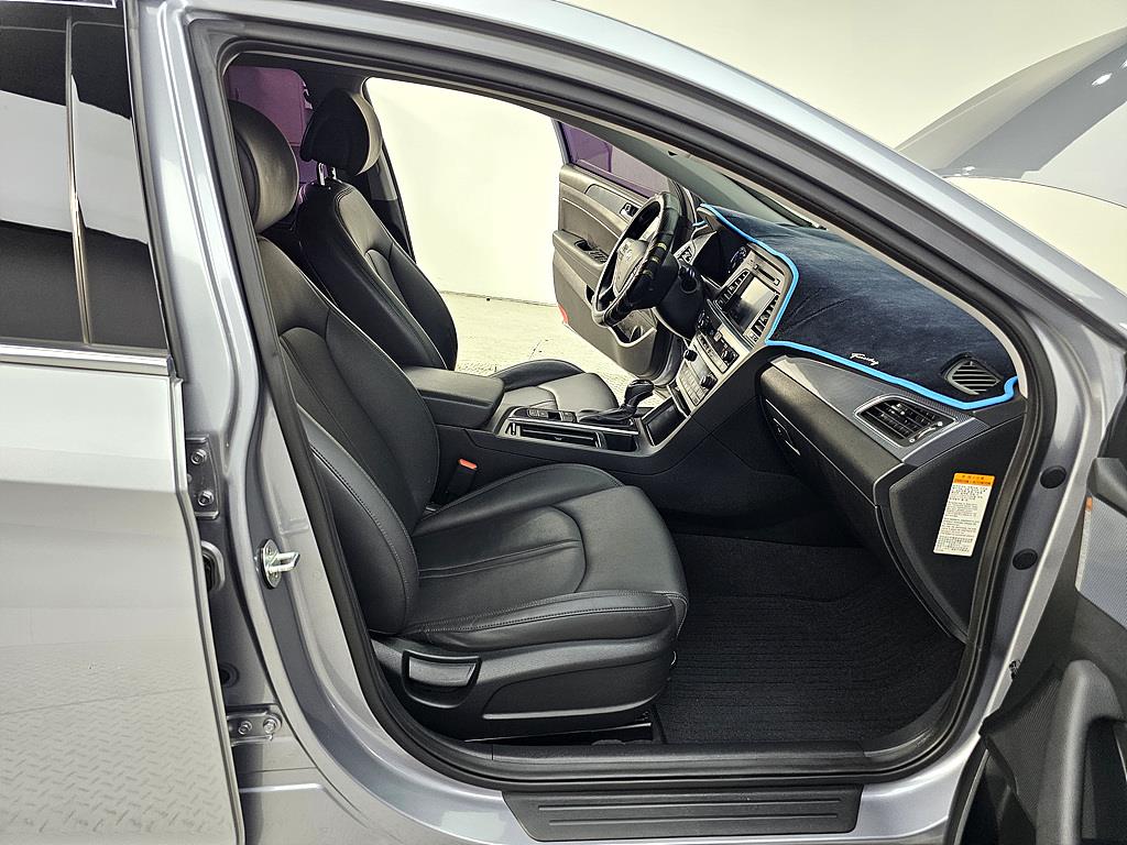 HYUNDAI Sonata - Vista 11