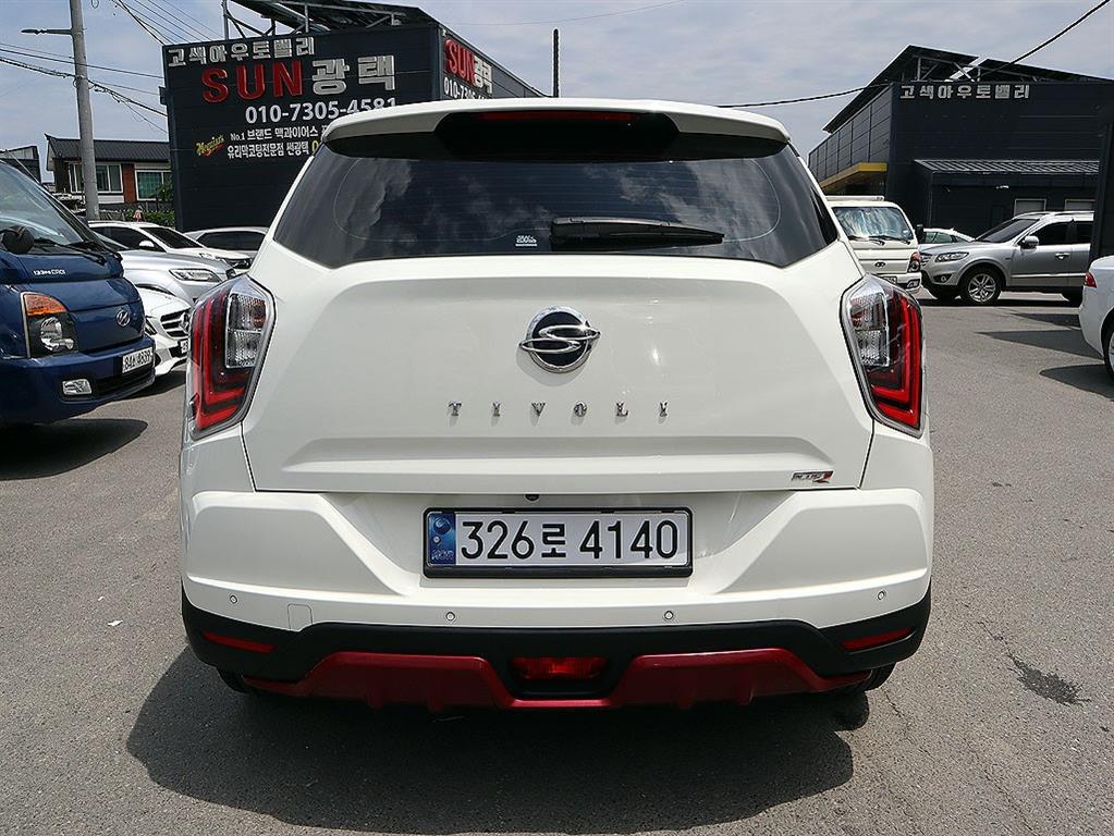 Ssangyong Tivoli - Vista 7