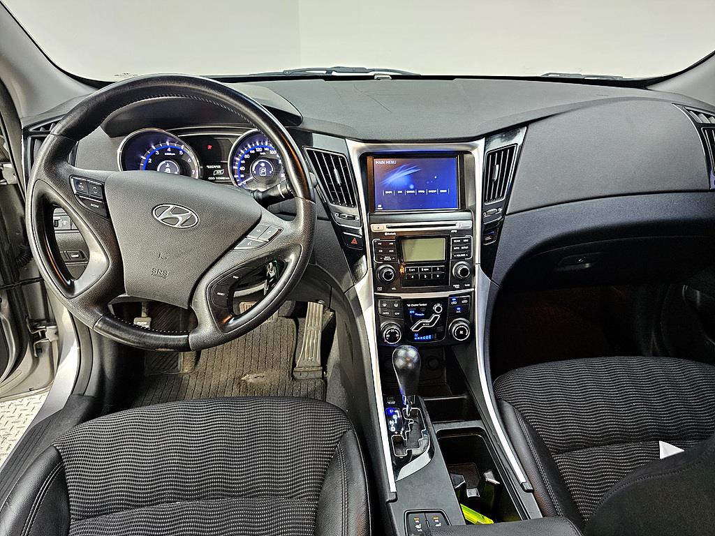 HYUNDAI Sonata - Vista 5