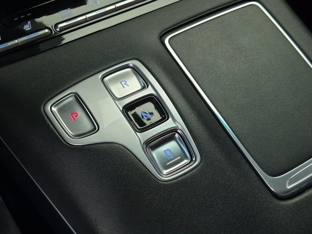 HYUNDAI Grandeur - Vista 8