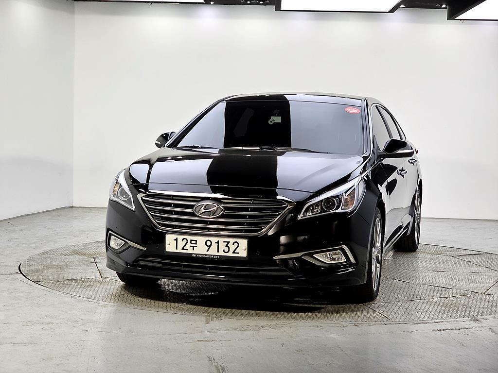 HYUNDAI Sonata - Vista 2