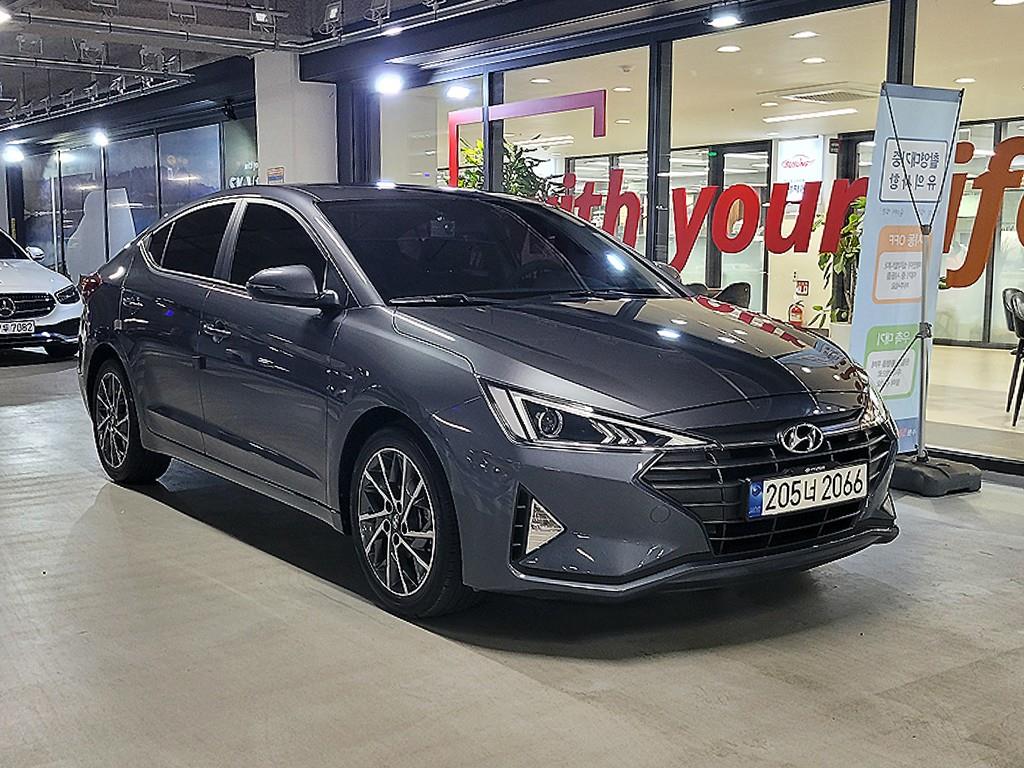 HYUNDAI Avante 2019 Gris - Importación desde Corea - HF Imports Iquique - Foto 1