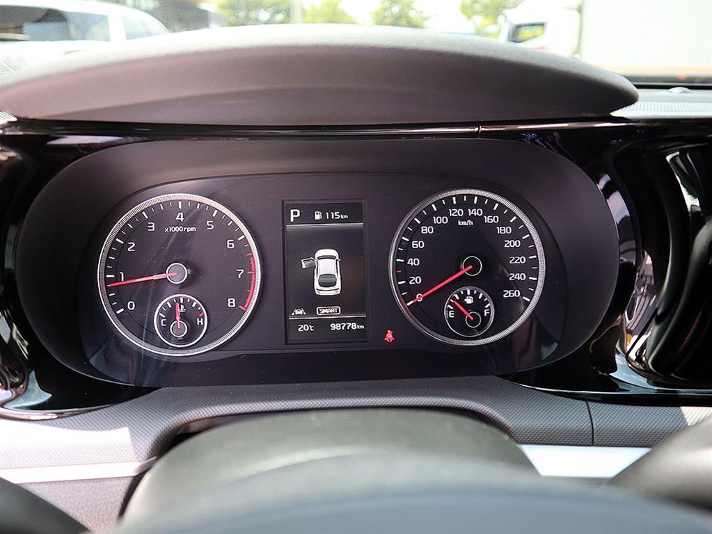 KIA K5 2023 Blanco - Importación desde Corea - HF Imports Iquique - Foto 9