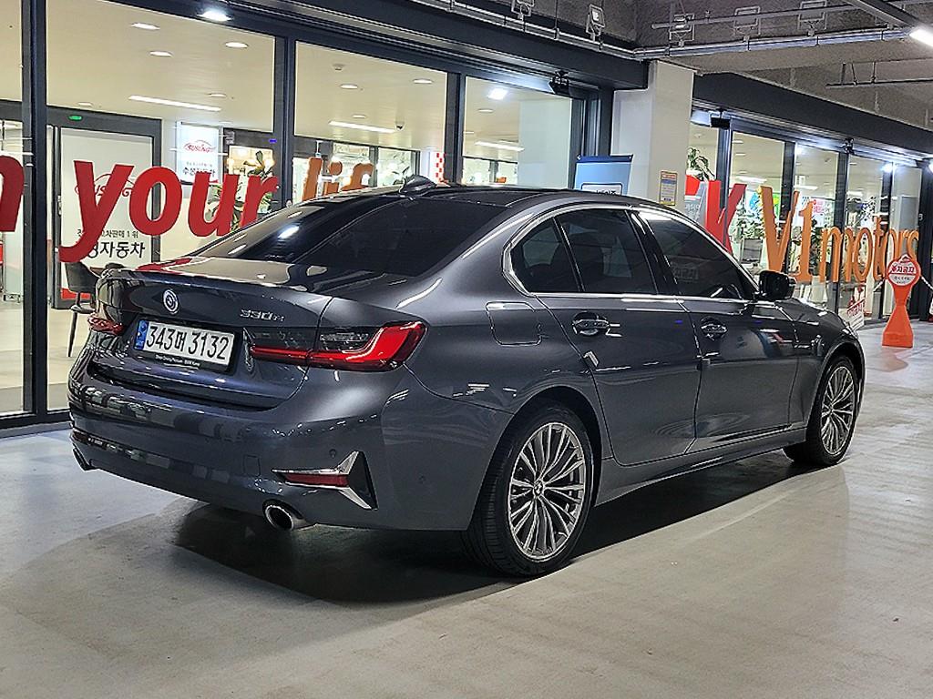BMW 3 series - Vista 4