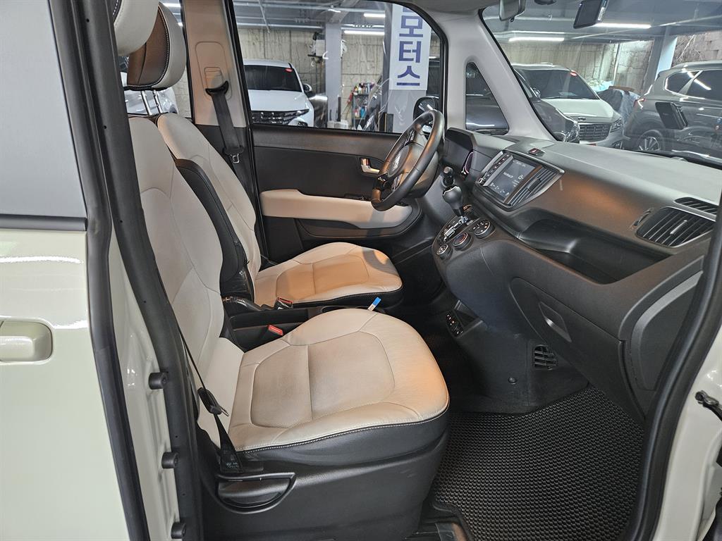 KIA Ray - Vista 11