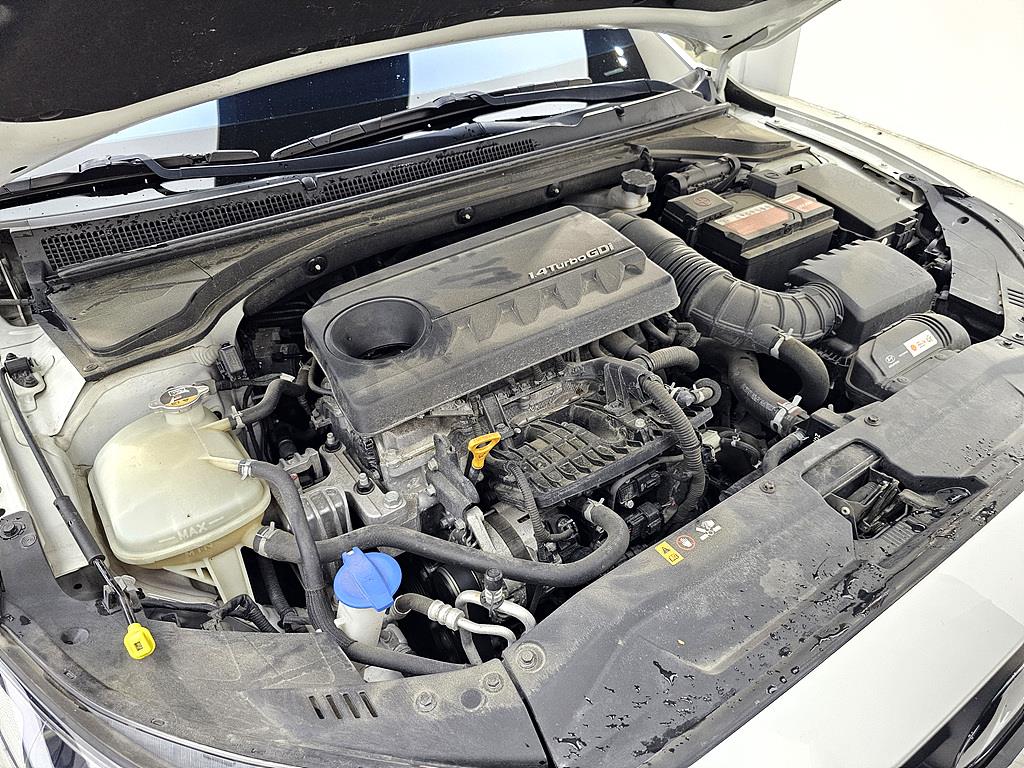 HYUNDAI Veloster - Vista 6
