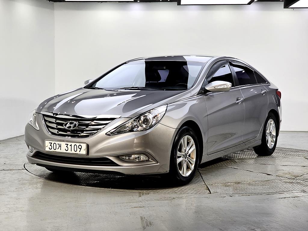 HYUNDAI Sonata 2010 Plateado - Importación desde Corea - HF Imports Iquique - Foto 1