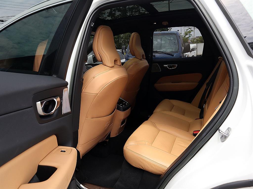 Volvo XC60 2023 Blanco - Importación desde Corea - HF Imports Iquique - Foto 7