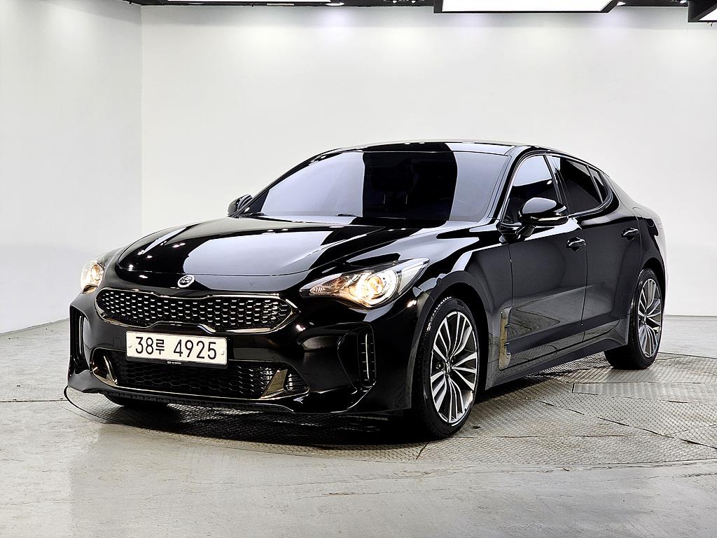 KIA Stinger 2018 Negro - Importación desde Corea - HF Imports Iquique - Foto 1