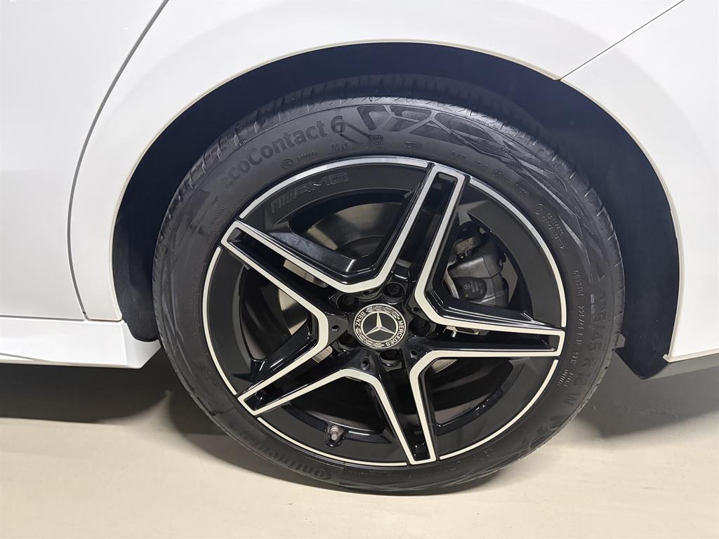 Mercedes Benz CLA Class - Vista 8