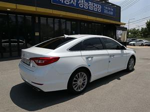 HYUNDAI Sonata - Vista 8