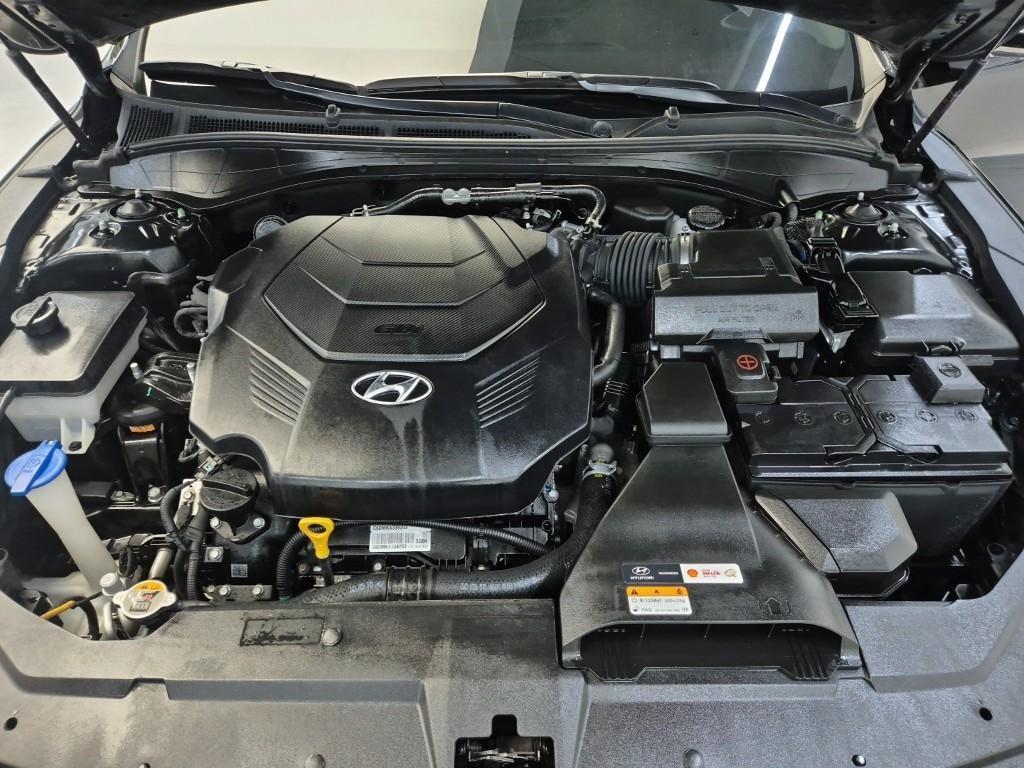 HYUNDAI Grandeur - Vista 5