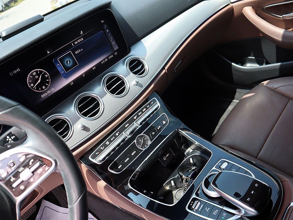 Mercedes Benz E class 2019 Gris - Importación desde Corea - HF Imports Iquique - Foto 10