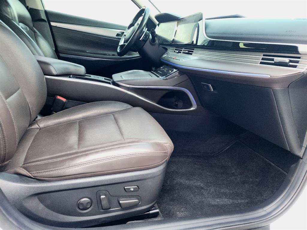 HYUNDAI Grandeur - Vista 9