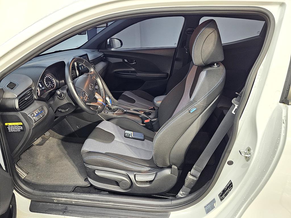 HYUNDAI Veloster - Vista 8