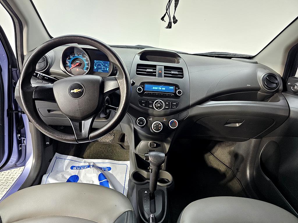 Chevrolet Spark - Vista 5